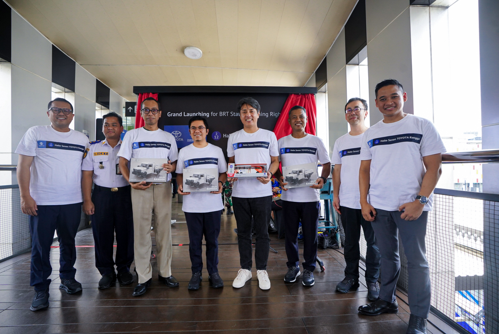 Mengapa Nama Halte Transjakarta Berubah? Kenali Halte Senen Toyota Rangga! Foto 3 7