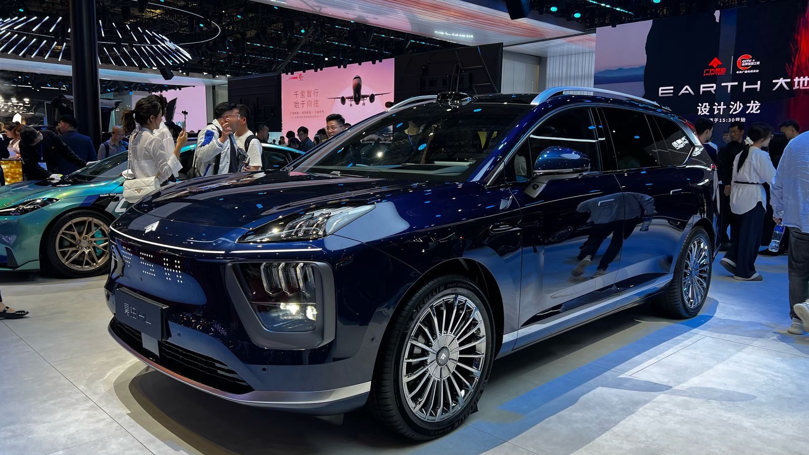 Sorotan utama mobil ini bisa menawarkan kabin lega dan tersedia versi listrik dan hybrid