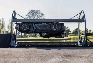 McMurtry Speirling Hypercar Listrik Pertama di Dunia yang Dapat Berjalan Terbalik