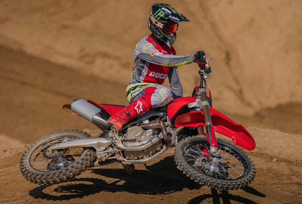 Spesifikasi Ducati Desmo450 MX