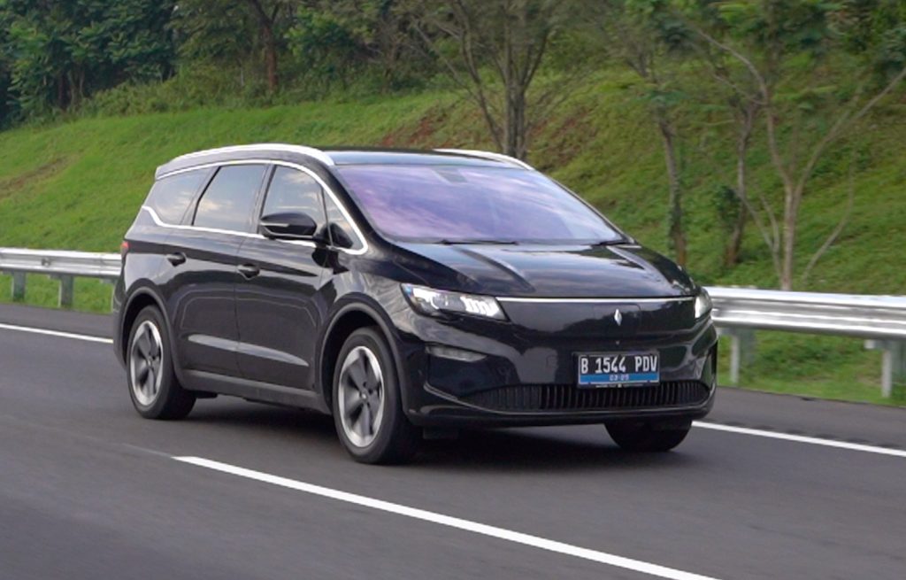 Impresi Berkendara Aletra L8s EV