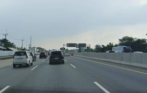 Fokus Kelancaran Arus Balik, Rekayasa One Way Nasional Masih Berlaku dari KM 414 Tol Kalikangkung Semarang