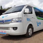 Lintas Shuttle Hadirkan Mobil Travel Listrik Berbasis Foton eView