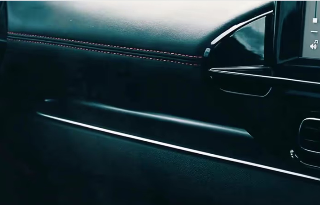 teaser interior citroen dark edition 1