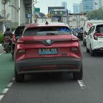 Spesifikasi VinFast VF 6 Malu-malu Ketangkap Kamera di Jalanan Jakarta, Segera Meluncur? - Tuwaga