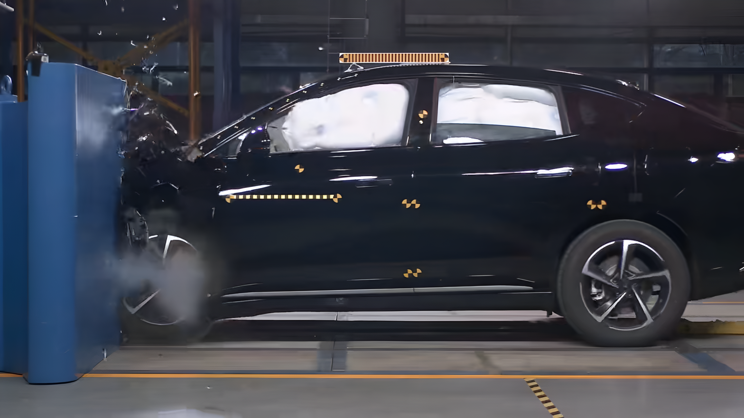 Hyptec HT Raih Predikat “Good” Hasil Uji Tabrak di Cina