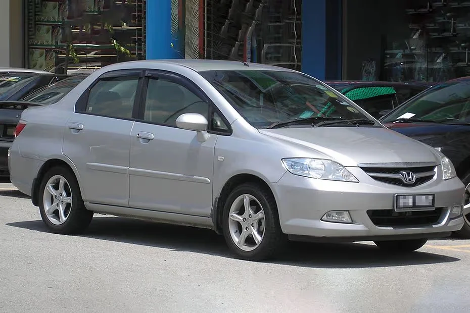 Honda city mobil bekas Honda dibawah 100 juta - Moladin