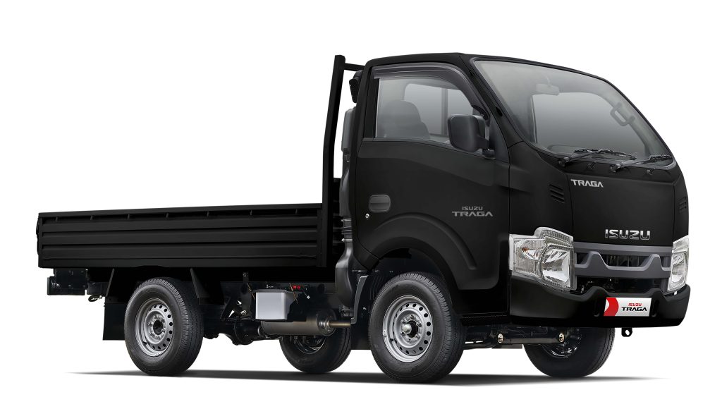 Isuzu Traga Black Premium Hadir