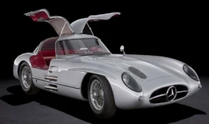 Mercedes-Benz 300 SLR Uhlenhaut mobil termahal di dunia - moladin