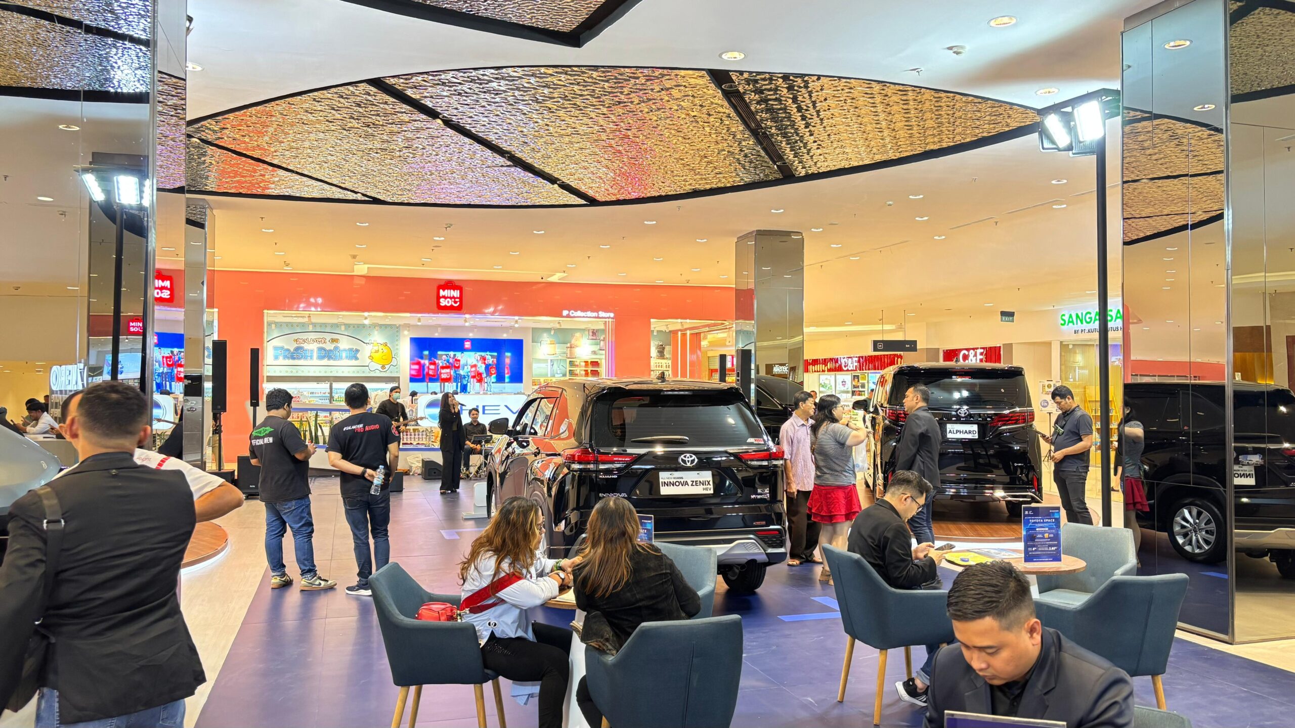 Toyota Space Sun Plaza Medan 2 scaled