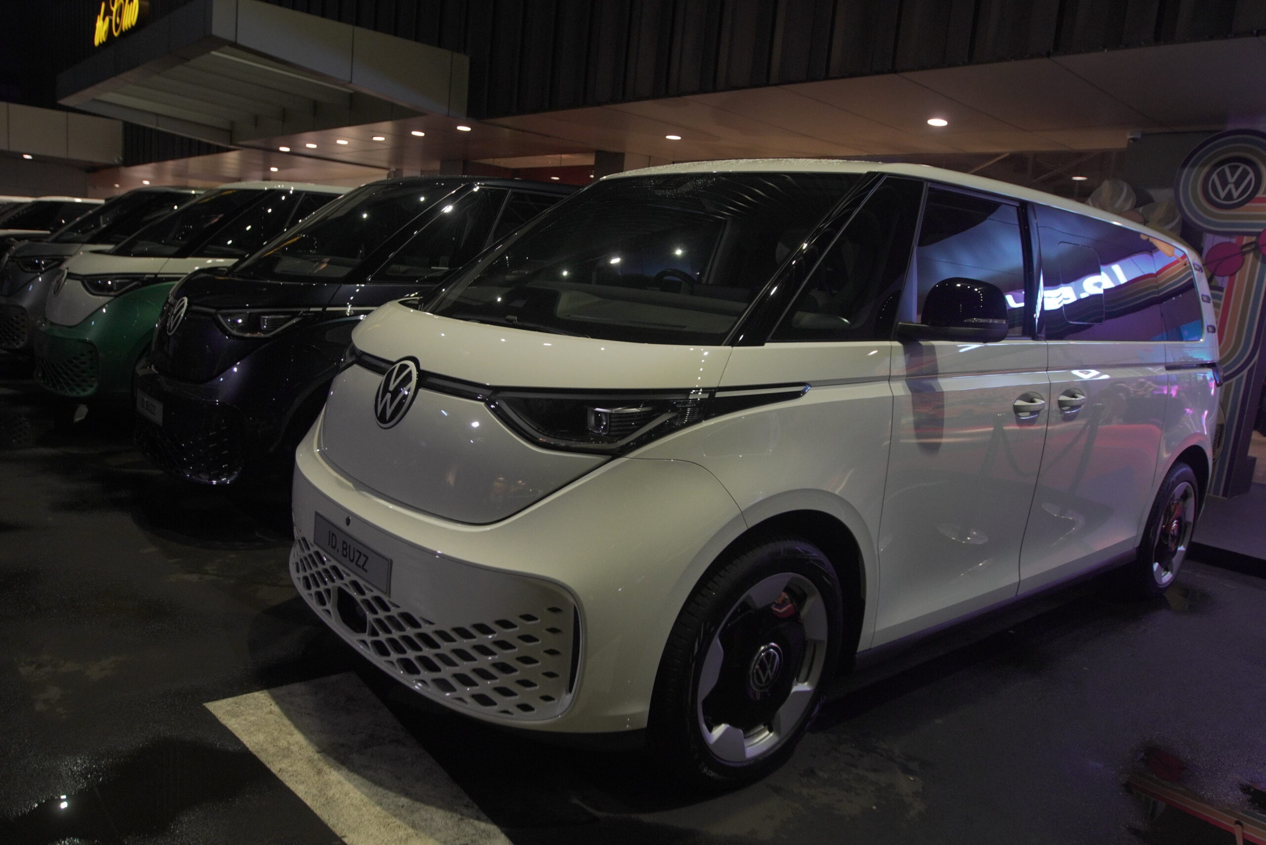 VW ID. BUZZ Bakal Diproduksi Lokal Tahun Depan VW 8 scaled