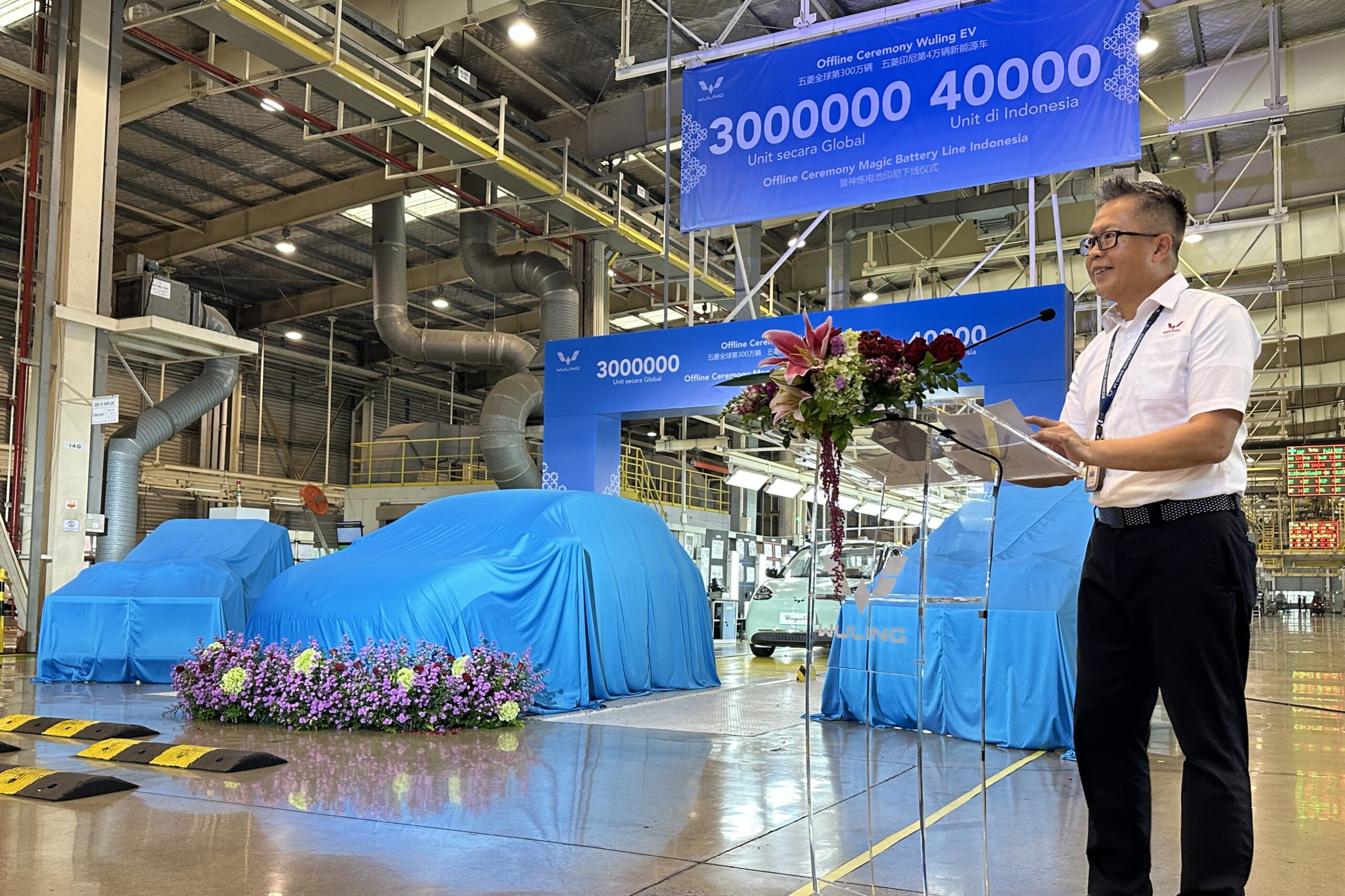 Wuling Rayakan Produksi 3.000.000 Unit Mobil Listrik Secara Global dan Lokal Wuling di Indonesia juga menjadi produsen otomotif Tiongkok pertama yang melokalisasi perakitan baterai EV di Indonesia scaled