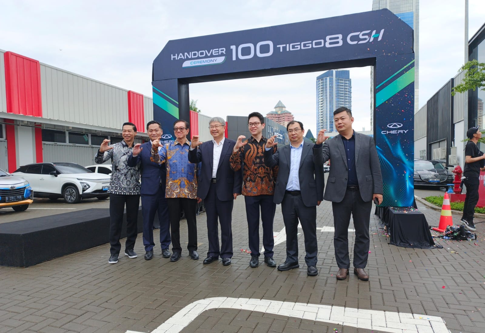 Handover Ceremony 100 Chery TIGGO 8 CSH di Diler Baru Dihadiri BOD Chery dari Cina chery tiggo8 csh 1