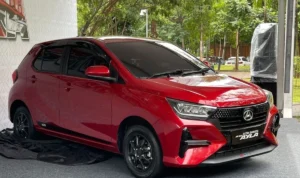 daihatsu ayla mobil kecil matic - moladin