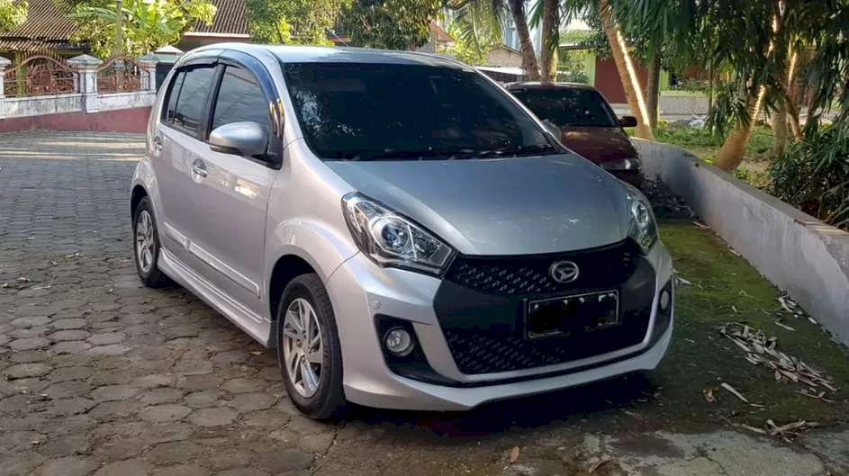 daihatsu sirion 2016 alternatif mobil baru murah di bawah 100 juta - moladin
