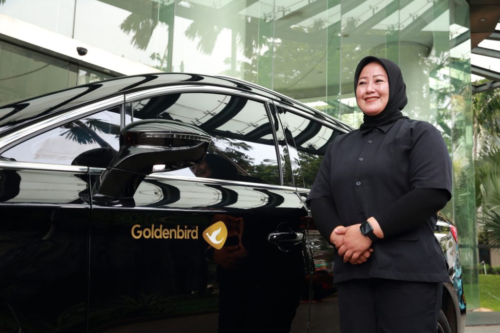 Goldenbird Dari Warisan Keluarga Hingga Punya Armada Denza D9