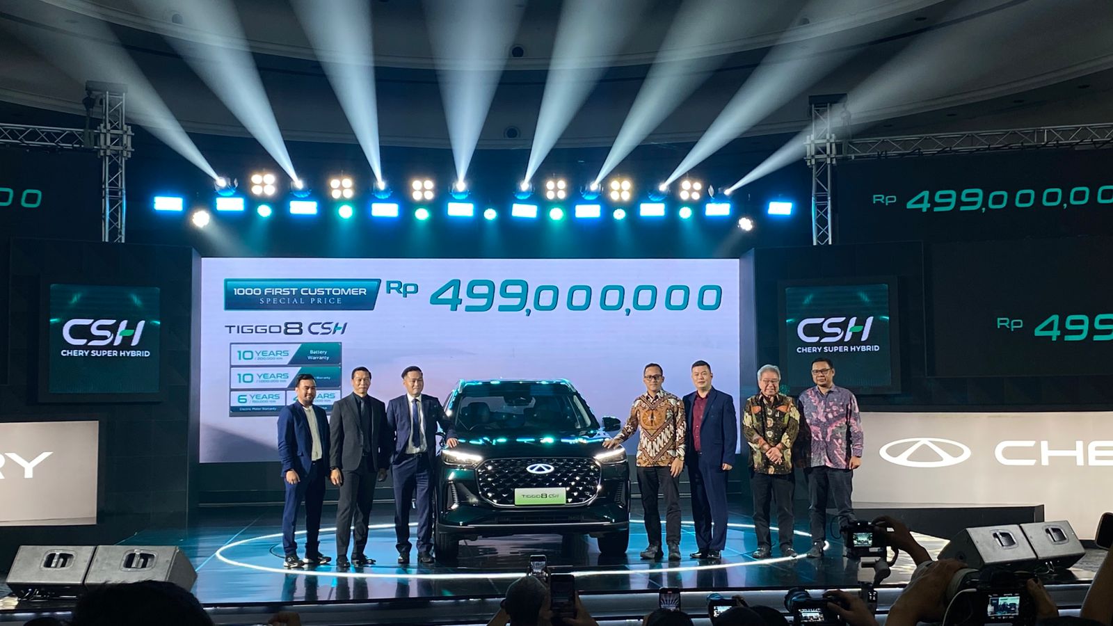 Sah Jadi SUV PHEV 3 Baris Termurah, Harga Chery Tiggo 8 CSH Rp 499 Juta harga chery tiggo8 csh 2