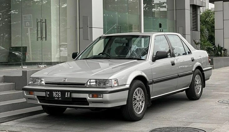 10 Pilihan Mobil 20 Jutaan Terbaik 2026 untuk Pemula & Keluarga Kecil! Honda Accord Prestige mobil sedan 20 jutaan