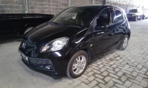 honda brio 2015 alternatif mobil baru murah di bawah 100 juta - moladin