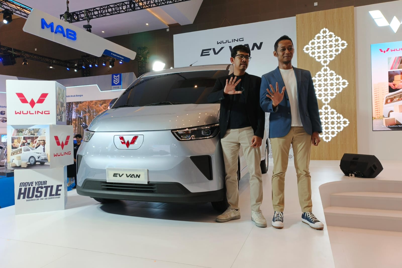 Wuling perkenalkan EV Van 