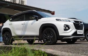 Siap Meluncur Besok, Ini Prediksi Harga Suzuki Fronx vs Rival