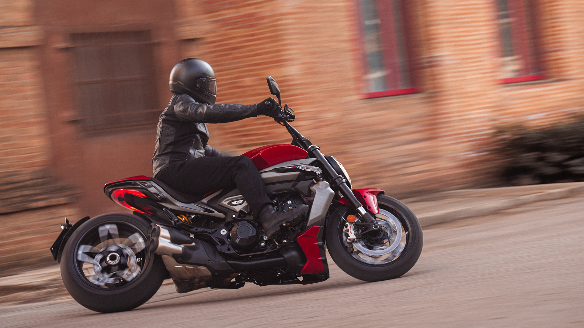 Ducati XDiavel V4 3 1