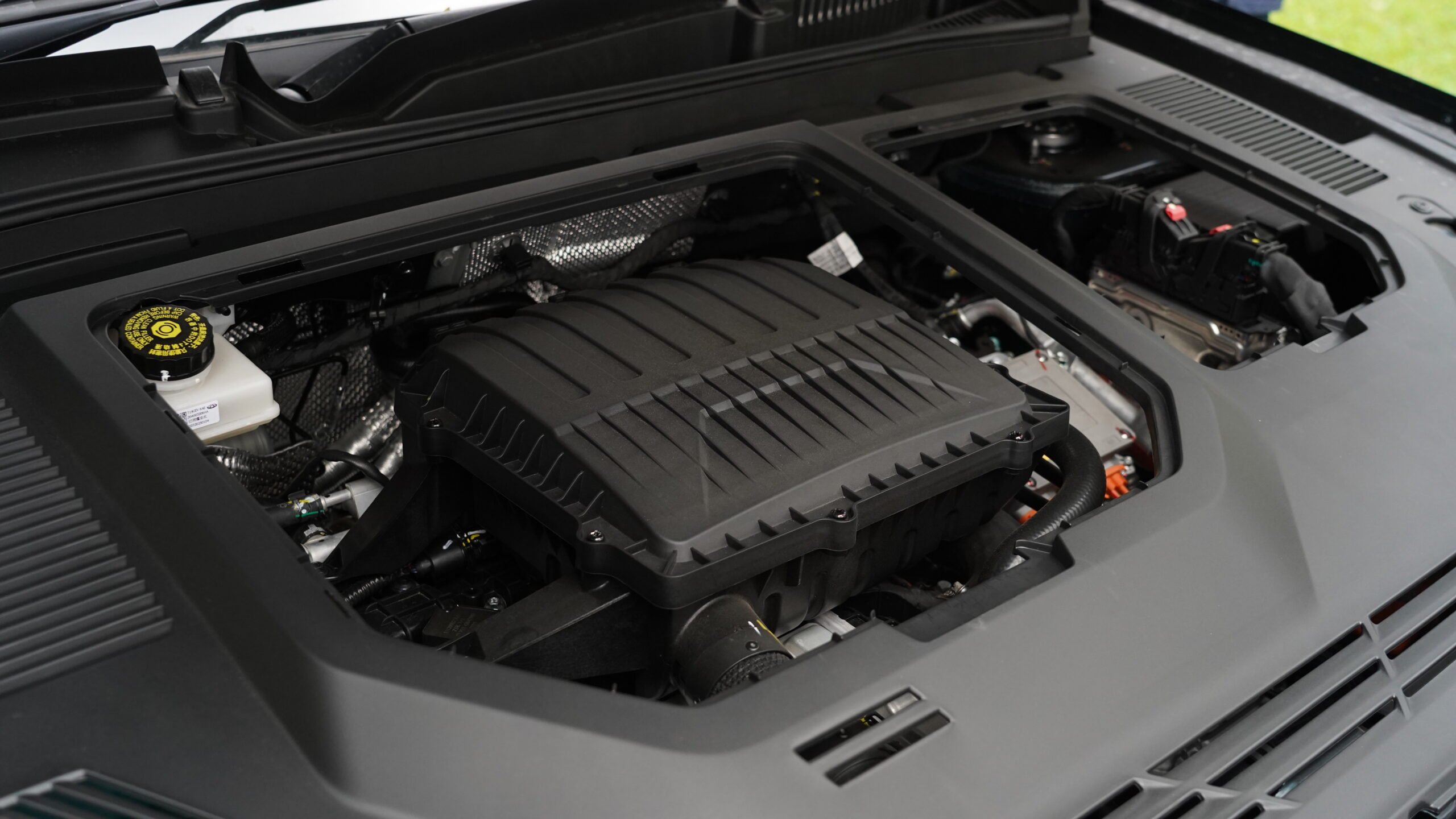 Lika-liku Perjalanan ke Bandung Pakai Chery Tiggo 8 CSH, Benarkah Sesempurna Itu? MESIN HYBRID scaled