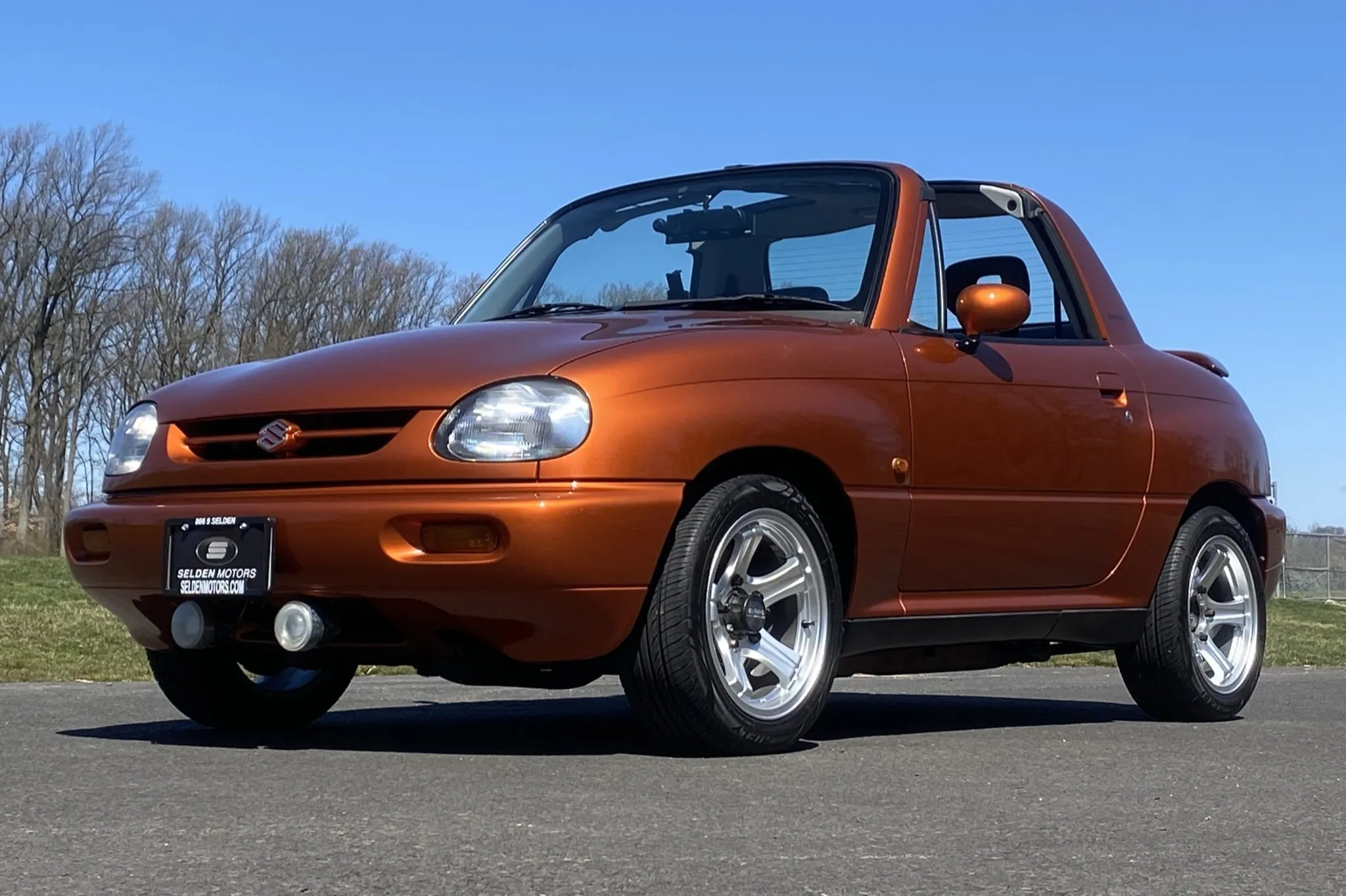 Suzuki X90 mobil convertible - moladin