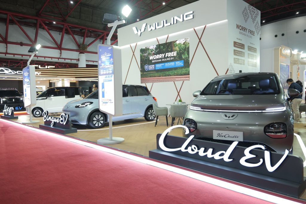 Wuling Meriahkan Jakarta Fair 2025