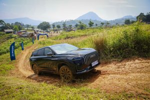 Dari Jalan Aspal Hingga Tanah, JAECOO J8 AWD Bisa Diandalkan