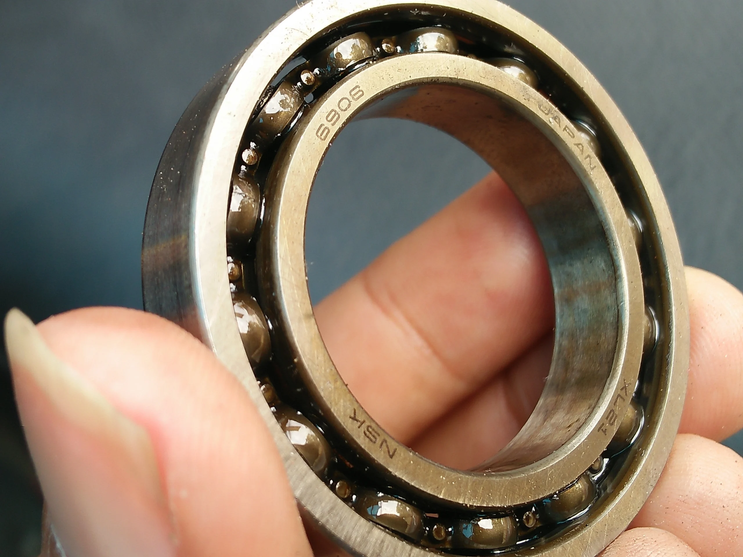 kode dan ukuran bearing roda depan motor - moladin