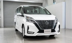 Rekomendasi Mobil Mewah Keluarga Terbaik 2025: Nyaman, Aman, dan Prestisius nissan serena mobil mewah keluarga - moladin