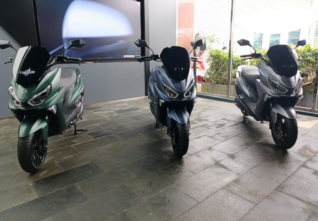 Tiga Warna Baru Polytron Fox-R