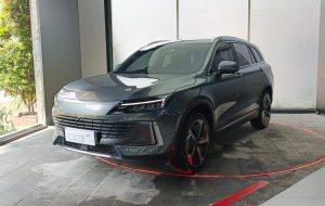 Showroom Mobil Listrik Polytron Dibuka Hadir Perdana di Kawasan Sudirman Jakarta