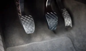 tips perawatan komponen kopling mobil - moladin