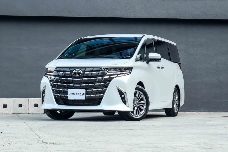 Harga Toyota Alphard Gen 3 Bekas, MPV Mewah Favorit Pejabat dan Influencer toyota alphard mobil 7 seater terbaik - moladin