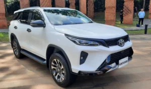 toyota fortuner mobil 7 seater terbaik - moladin