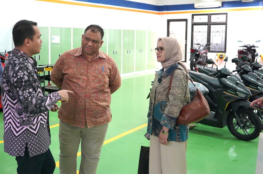 Kemenperin Bersiasat Cetak Wirausaha IKM Fesyen dan Otomotif