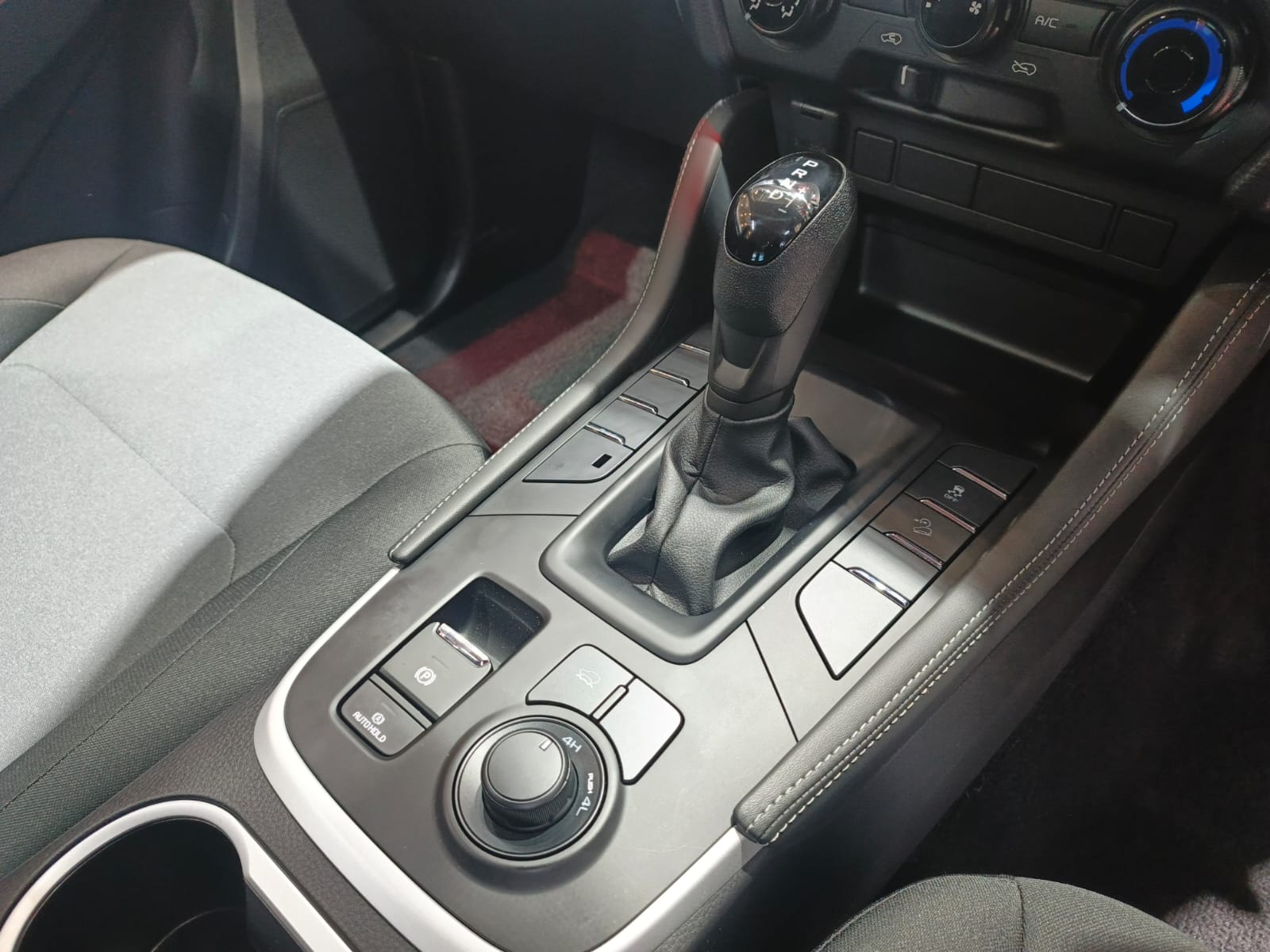 4 isuzu lcv giias 2025