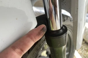 80 Ukuran Oli Shock Depan Motor Honda, Suzuki, Yamaha!