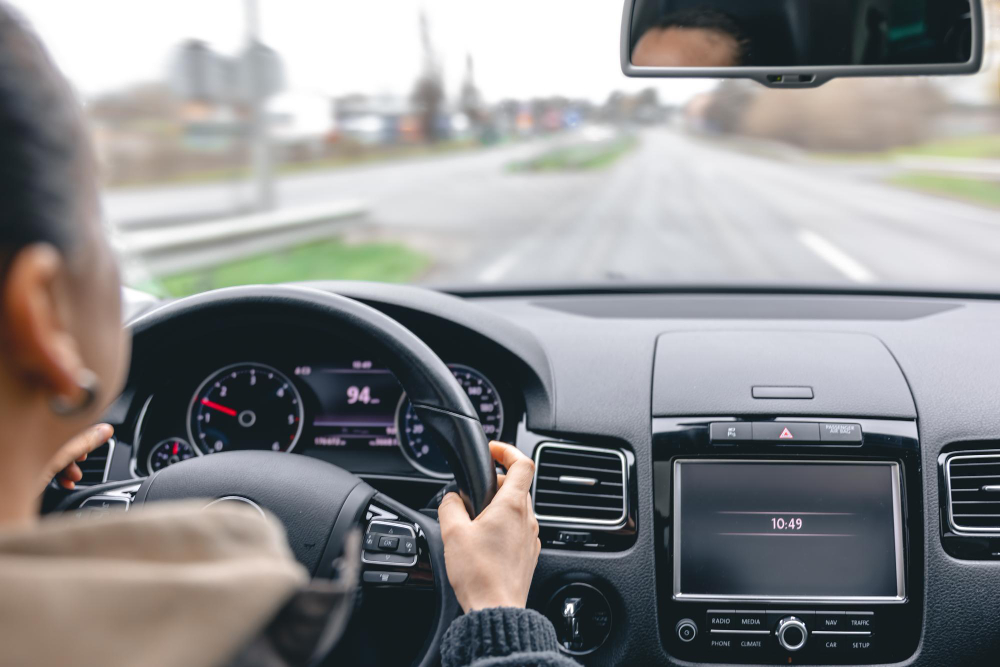 bagian dashboard mobil moladin