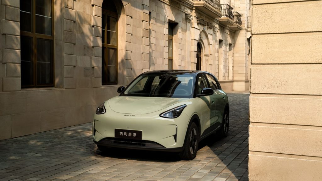 Geely Xingyuan Mendominasi Pasar Otomotif Tiongkok