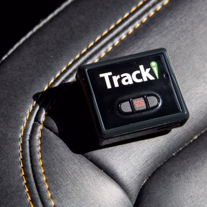 9 Rekomendasi GPS Tracker Mobil Terbaik dan Tips Memilihnya