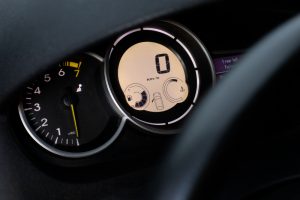 Ketahui 7 Penyebab Gas Mobil Tidak Stabil!