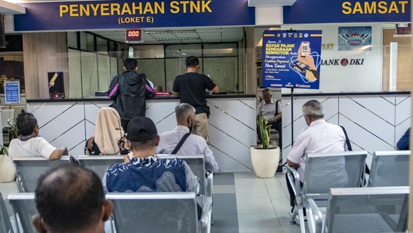 Proses Verifikasi dan Pengambilan Berkas Mutasi - Moladin