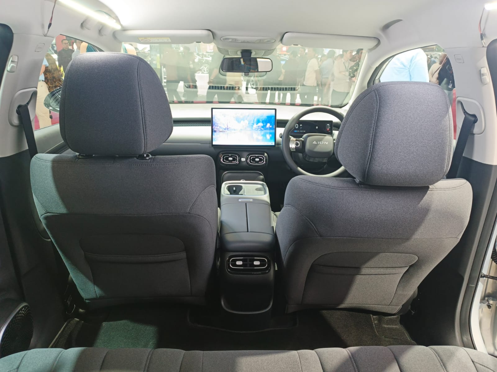 AION UT Ekspos Fitur Keselamatan Lengkap, Klaim Aman Charge di SPKLU Sambil Hidupkan AC aion ut 2025 3 1