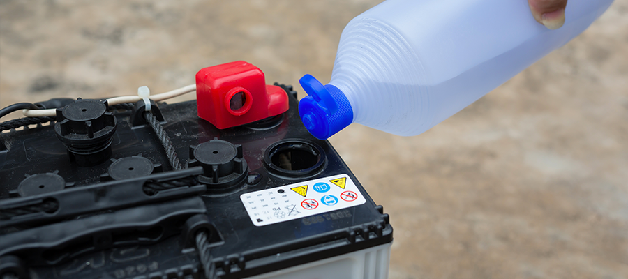 air aki mobil kemasan biru - Moladin