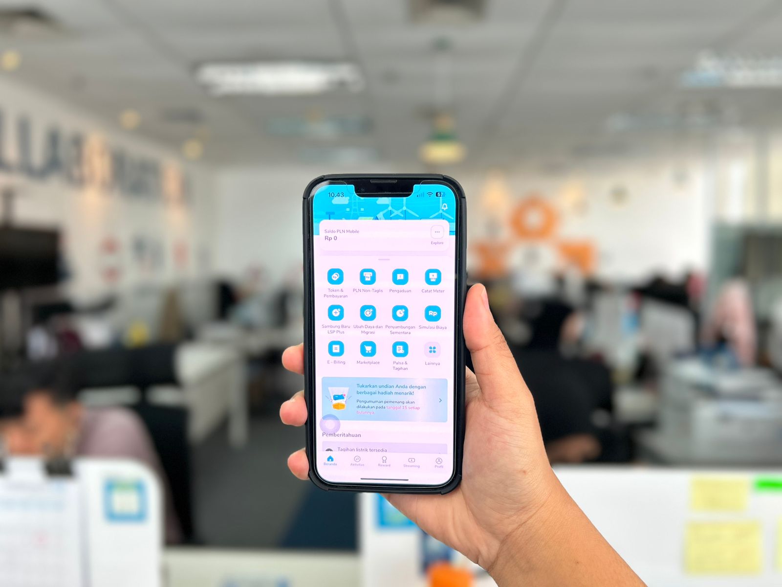 cara cek subsidi motor listrik lewat aplikasi PLN Mobile - Moladin