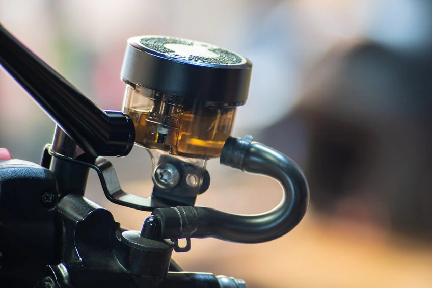 cara kerja master rem motor - Moladin