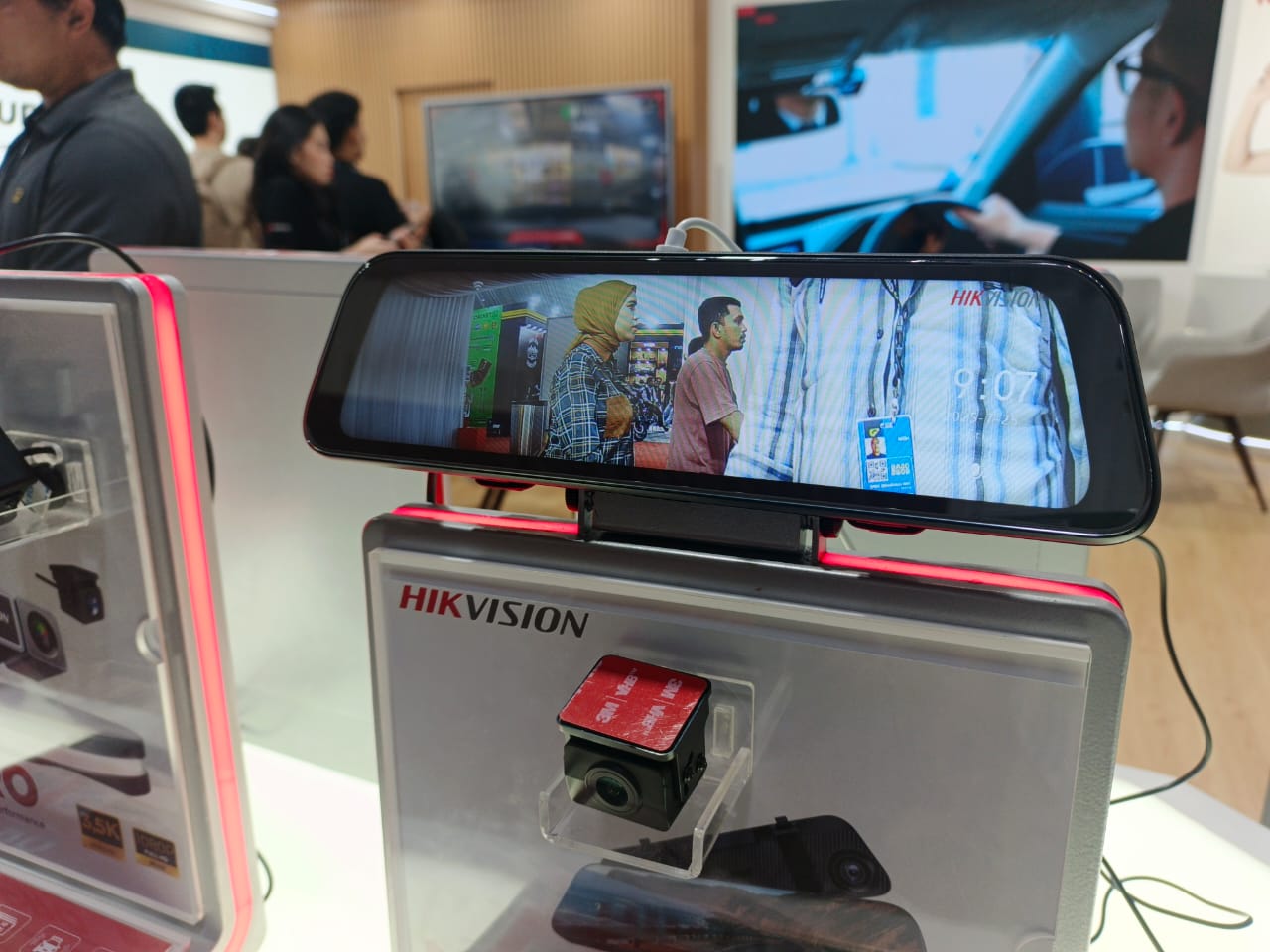 Hikvision Dashcam Boyong 5 Produk di GIIAS 2025 Berani Kasih Garansi 2 Tahun hikvision 2